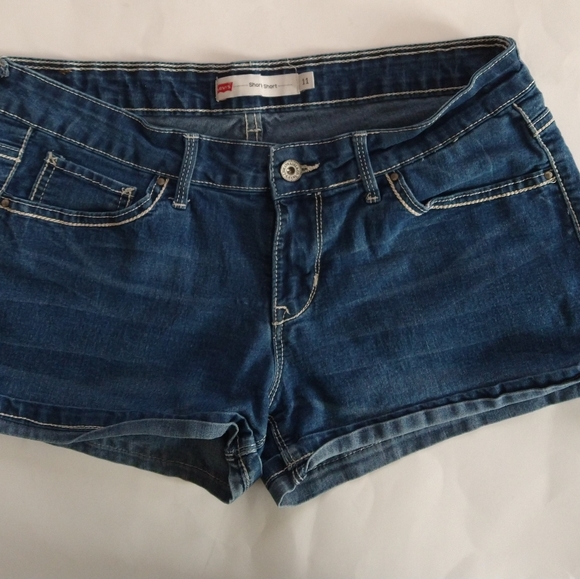 Levi's shorts size 11 juniors - Picture 4 of 8